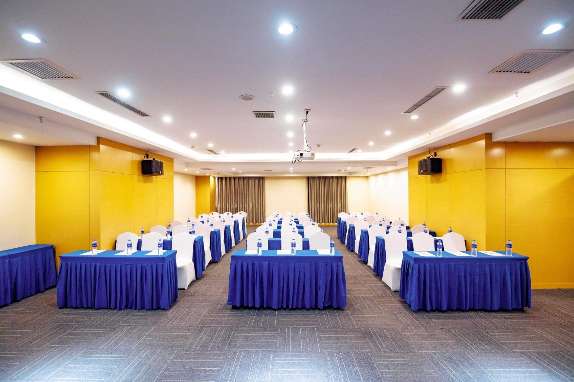 Holiday Inn Express Tangshan Downtown By Ihg מראה חיצוני תמונה